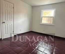 1901 Callaway Dr in Carlsbad, NM - Building Photo - Building Photo
