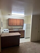 Caroline Apartments in Denton, MD - Building Photo