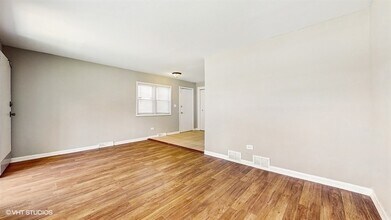 309 W 109th St in Chicago, IL - Building Photo - Building Photo