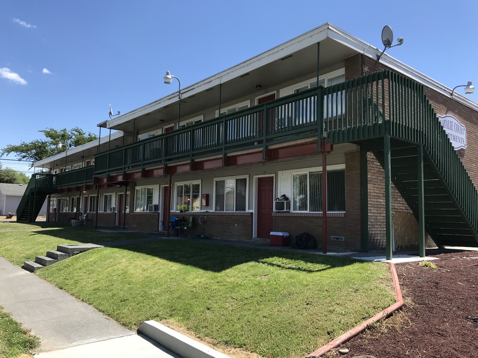 Natalie Apartments in Moses Lake, WA - Building Photo