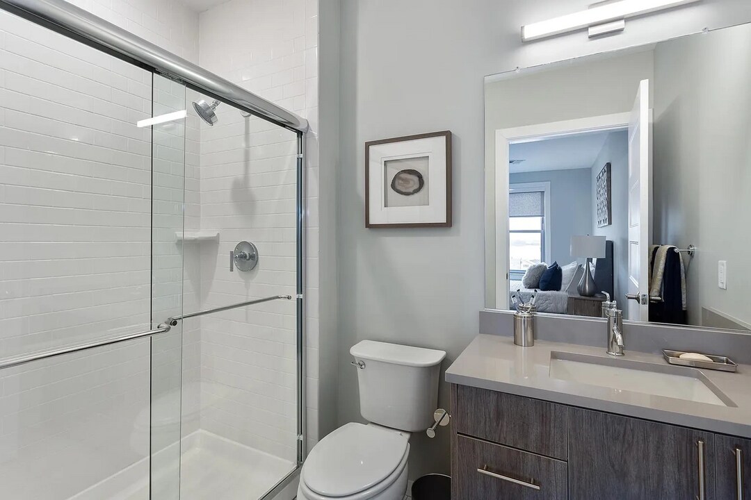 105 North St in Bayonne, NJ - Building Photo