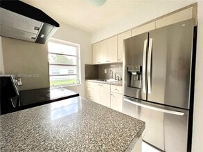 6228 Taylor St in Hollywood, FL - Building Photo - Building Photo