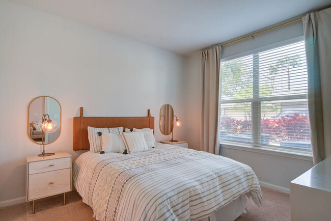 Viridian at Bonita Springs in Bonita Springs, FL - Foto de edificio - Building Photo