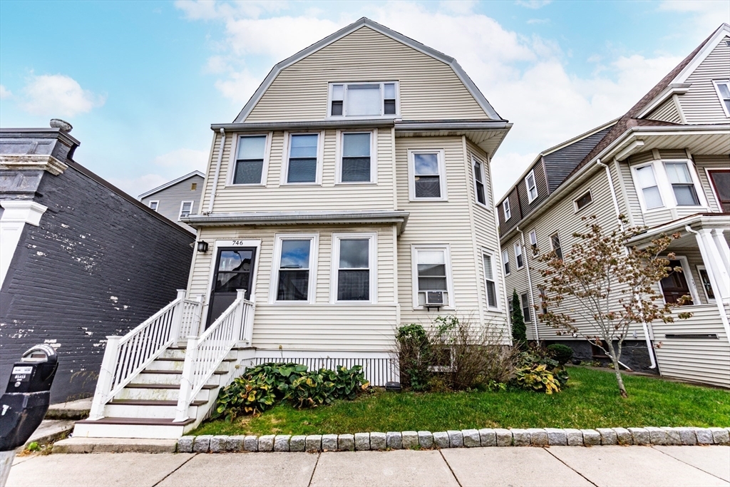 58 Bromfield Rd, Unit #1 in Somerville, MA - Foto de edificio