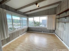 3246 Huelani Dr in Honolulu, HI - Building Photo - Building Photo