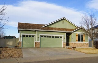 4797 Sandy Ridge Ave in Longmont, CO - Building Photo