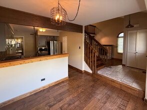 15528 Whitehall Ln in Orland Park, IL - Building Photo - Building Photo