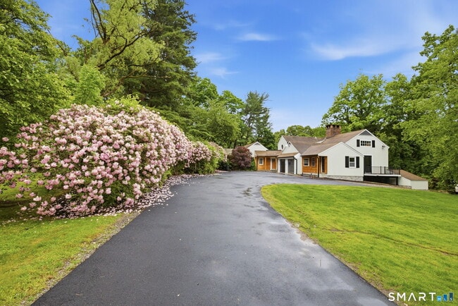 property at 1 Tulip Tree Ln