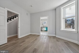 92 Leigh Ave in Princeton, NJ - Building Photo - Building Photo