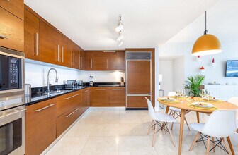 485 Brickell Ave in Miami, FL - Building Photo - Building Photo