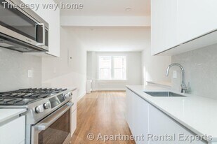 19 A Forest St in Cambridge, MA - Building Photo