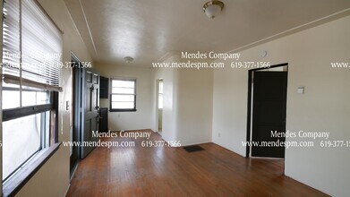 4087 1/2 Mississippi St in San Diego, CA - Foto de edificio - Building Photo