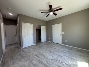 1337 W El Caminito Pl in Tucson, AZ - Building Photo - Building Photo