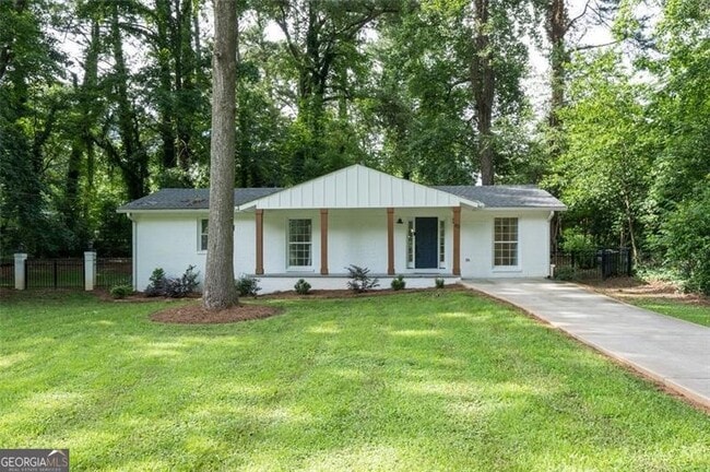 property at 83 Lucia Dr SE