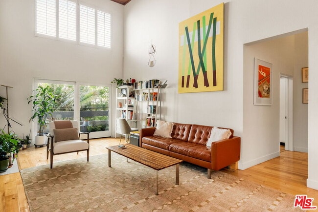 3988 Beethoven St in Los Angeles, CA - Building Photo - Building Photo