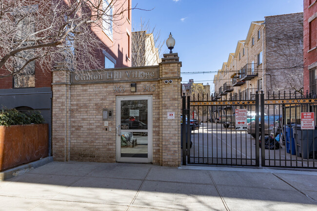 963C Kent Ave in Brooklyn, NY - Building Photo - Building Photo