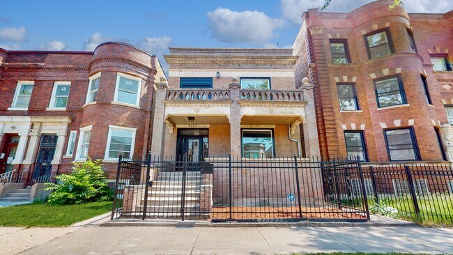6227 S Langley Ave in Chicago, IL - Building Photo - Building Photo