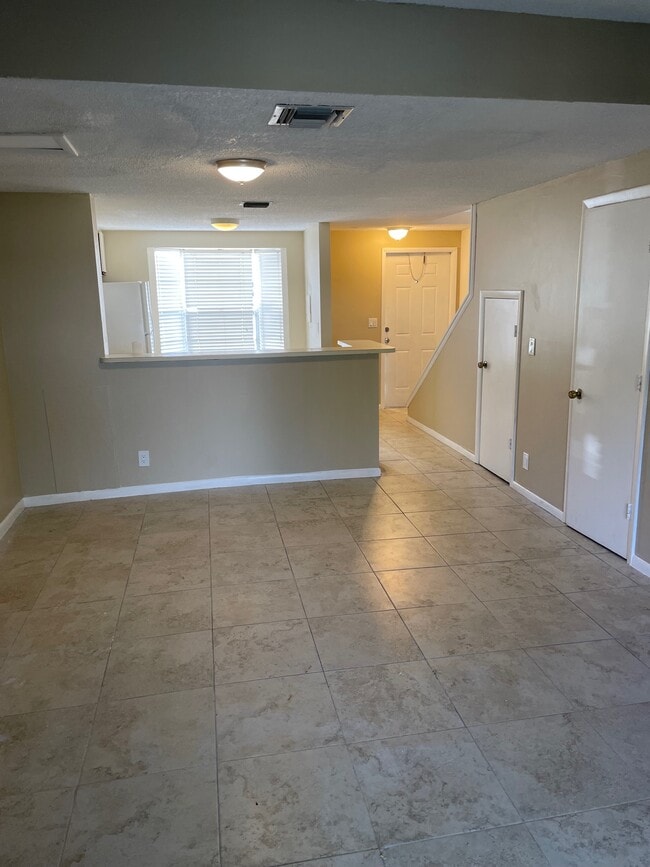 131 SW 3rd St in Pompano Beach, FL - Building Photo - Building Photo