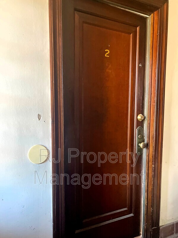72 N Belvedere Blvd in Memphis, TN - Building Photo - Building Photo