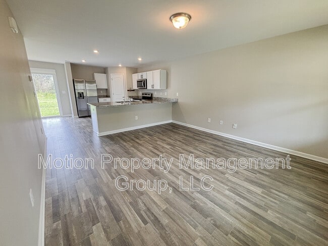 1542 Catskill Way in Newton, NC - Building Photo - Building Photo