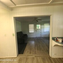 1420 Lake Disston Dr in Bunnell, FL - Building Photo - Building Photo