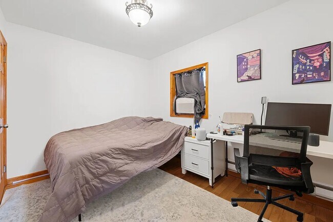 540 E 14th St in New York, NY - Building Photo - Building Photo