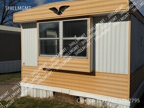 41 Collins Dr in Nitro, WV - Building Photo - Building Photo