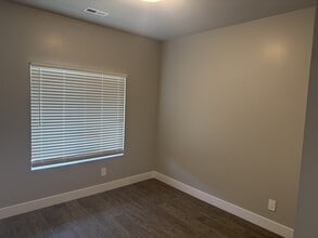 783 N St Paul St in Wichita, KS - Building Photo - Building Photo