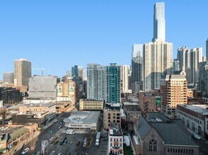 600 N Dearborn St, Unit 1611 in Chicago, IL - Foto de edificio - Building Photo