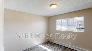 335 Ruskin Dr in Colorado Springs, CO - Building Photo - Building Photo