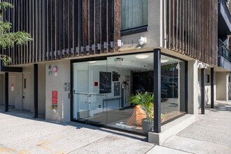 The Louver in Brooklyn, NY - Building Photo - Building Photo