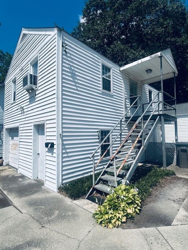 property at 1904 N McMillan Ave