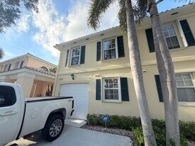 2205 Telogia Ct in West Palm Beach, FL - Building Photo