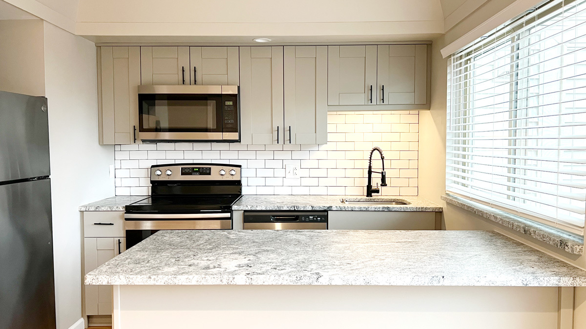 996 H Chatham Lane, Unit H in Columbus, OH - Foto de edificio