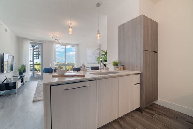 111 SE 1st Ave in Delray Beach, FL - Building Photo - Building Photo