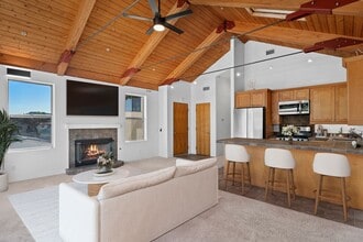 631 3rd St in Encinitas, CA - Building Photo - Building Photo