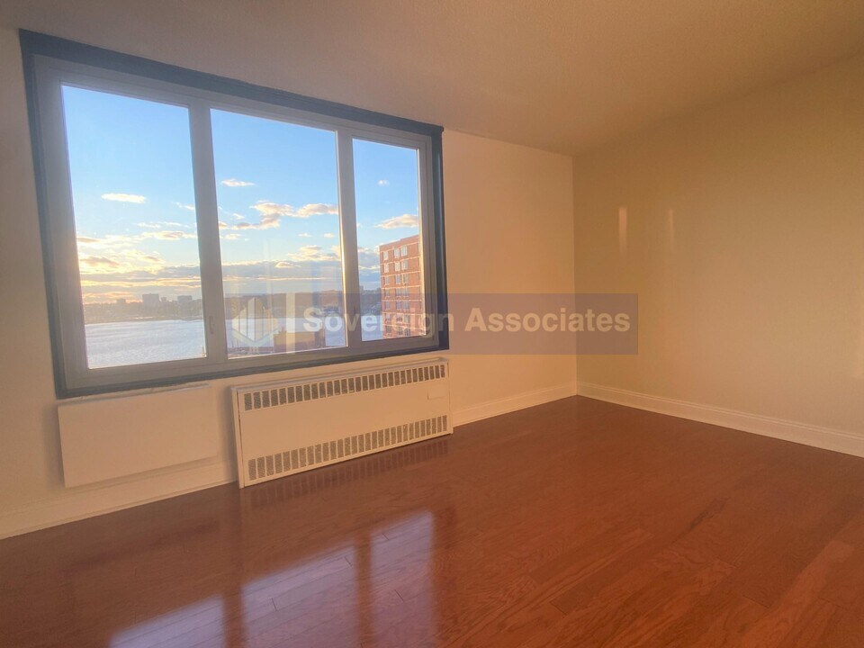 3333 Broadway in New York, NY - Building Photo