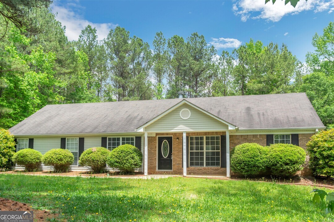 1409 Randolph Ct in Mcdonough, GA - Building Photo