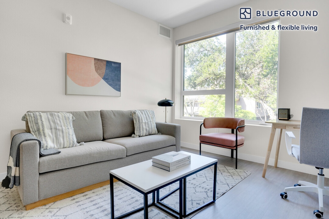 1545 San Antonio St in Menlo Park, CA - Building Photo