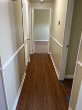 27640 Susan Beth Way in Santa Clarita, CA - Building Photo - Building Photo