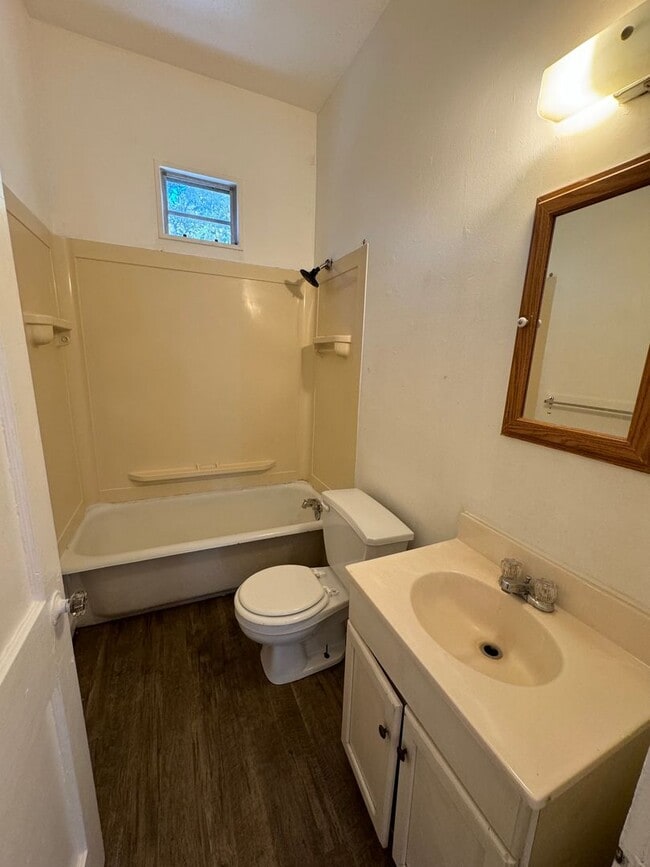 property at 615 Lapsley Ave