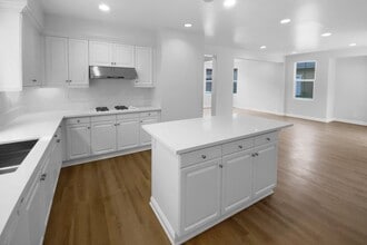 8052 Holland Park St in Chino, CA - Building Photo - Building Photo