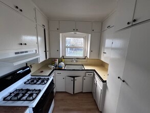 161 Nevada Ave in Roseville, CA - Foto de edificio - Building Photo