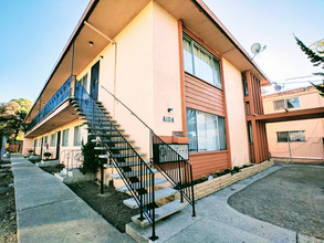 6106 Hilton St in Oakland, CA - Building Photo - Building Photo