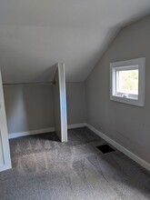 239 E 9th St in Oswego, NY - Building Photo - Building Photo