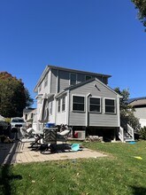 94 Indian Rd in Waltham, MA - Building Photo - Building Photo