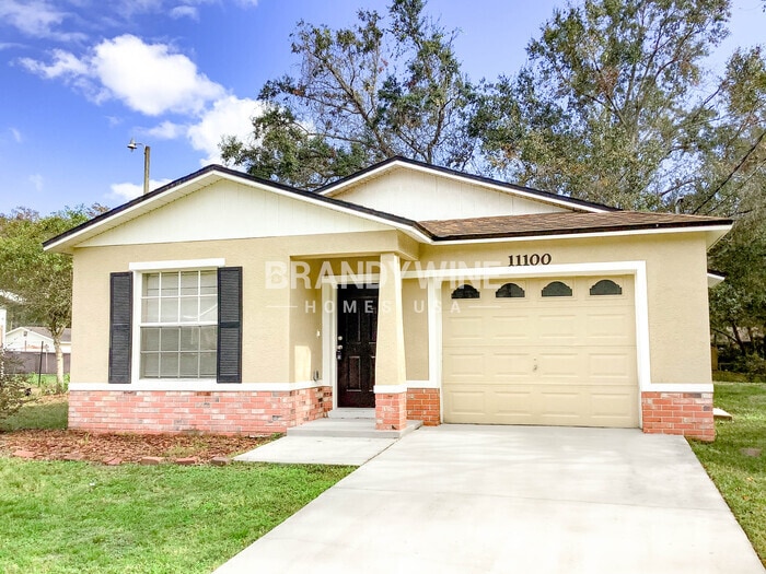 11100 Bounty St in New Port Richey, FL - Building Photo