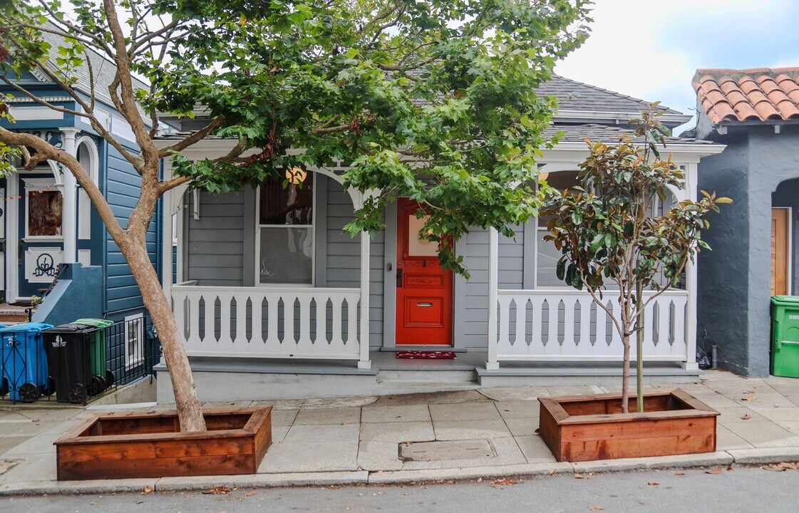 11 Surrey St in San Francisco, CA - Building Photo