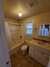 9936 Oak St in Penngrove, CA - Building Photo - Building Photo