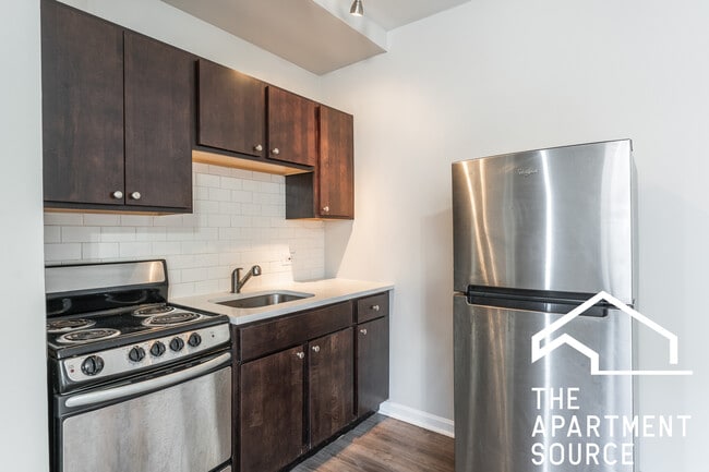 1626 N Humboldt Blvd, Unit 2J